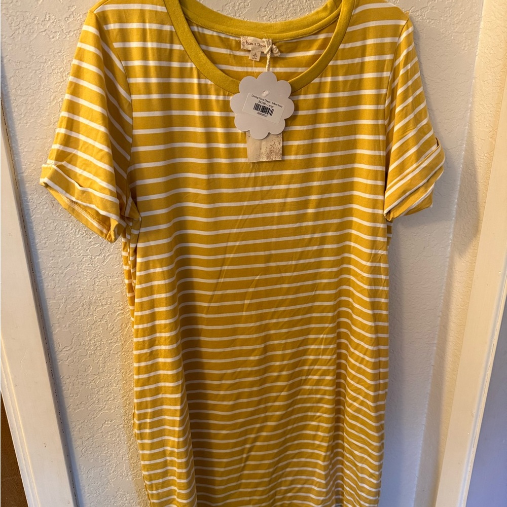 **NWT** size L Hem & Thread Yellow Striped T-Shirt Dress